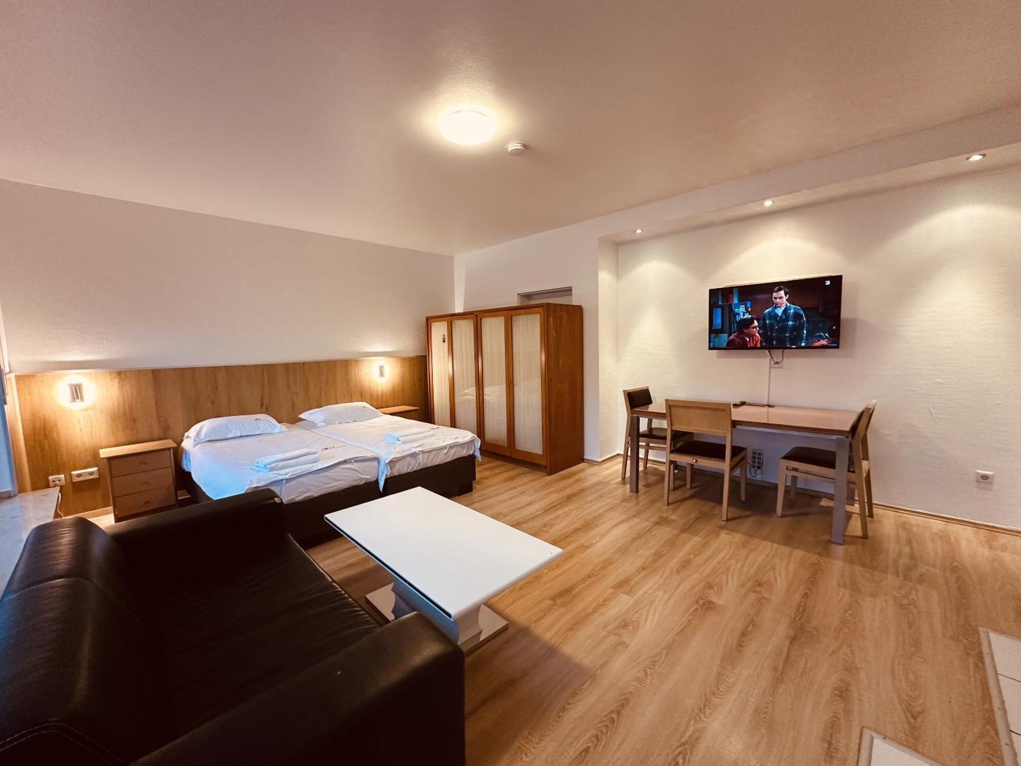 Hotel Destille Dormagen Room photo