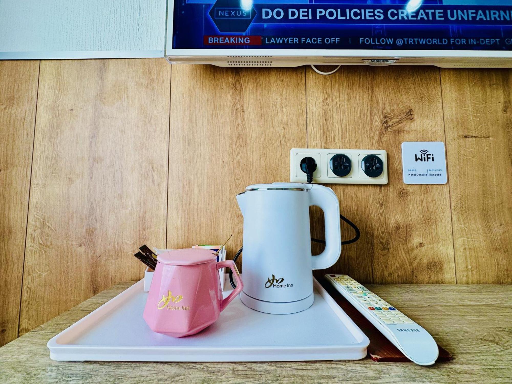 Hotel Destille Dormagen Room photo